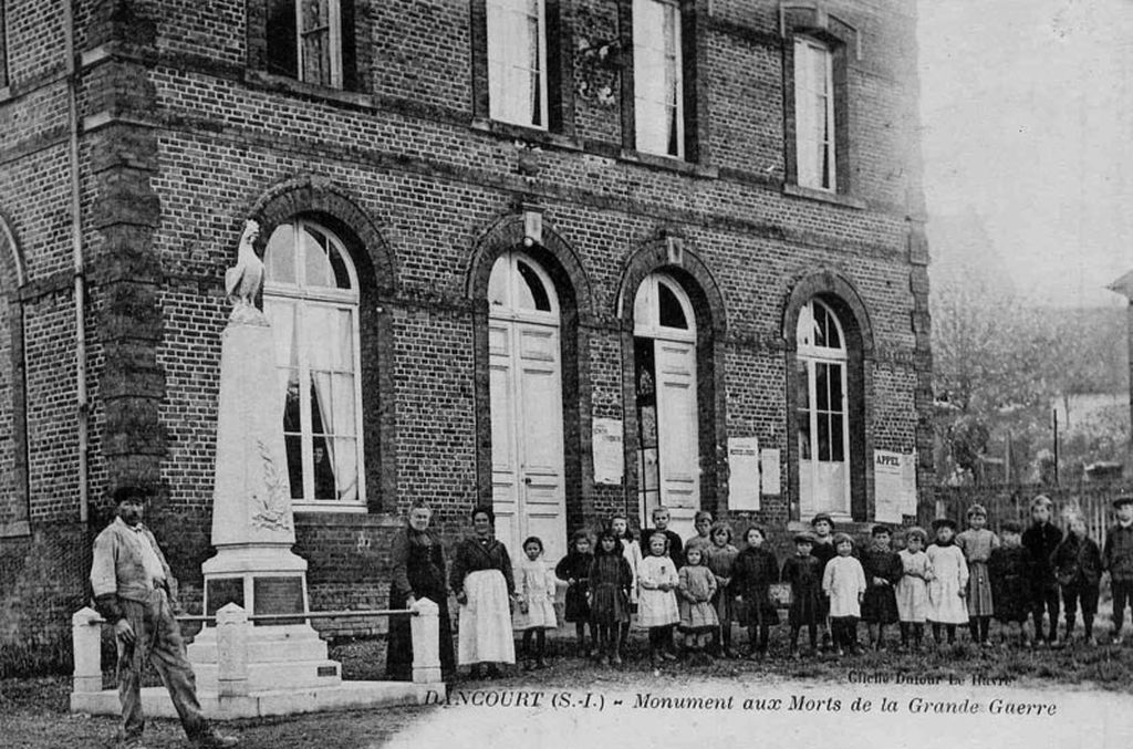 dancourt/dancourt001.jpg